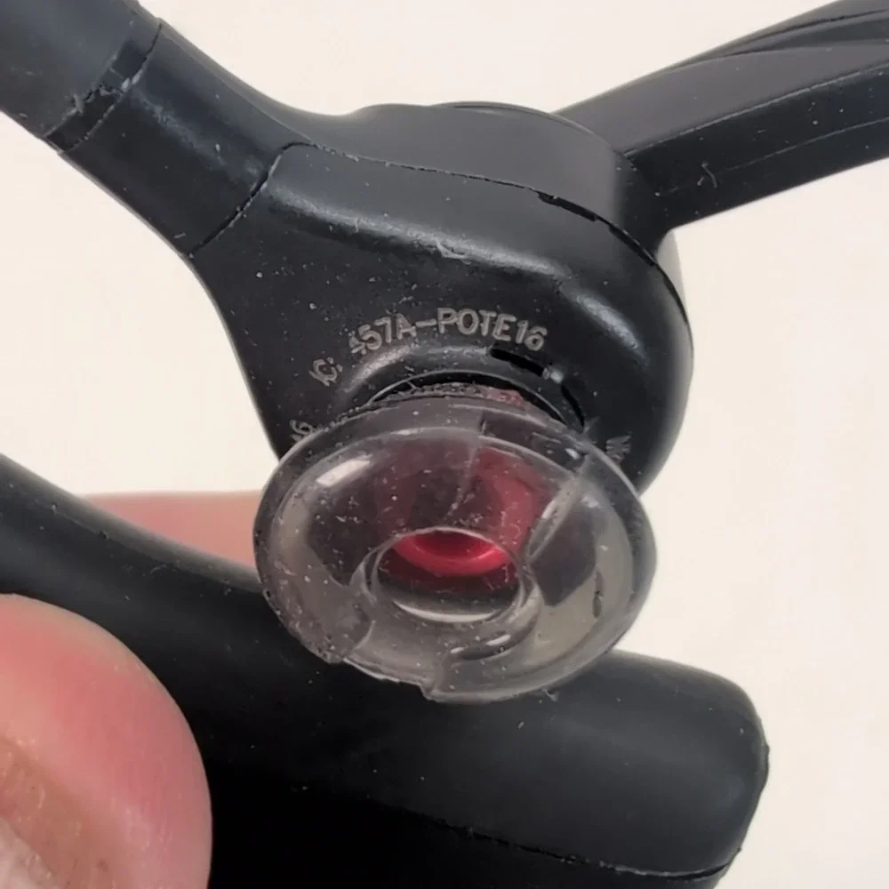 Plantronics Voyager 5200 Bluetooth Headset Ear Hook Earbud Black Untested